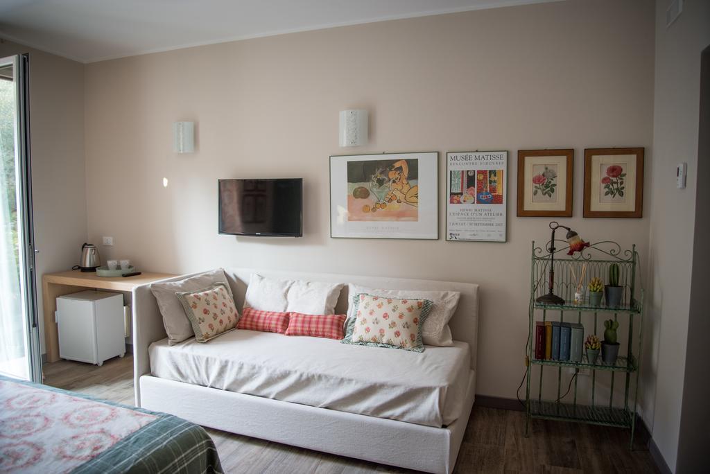 B&B La Dimora Del Garda Sirmione Cameră foto